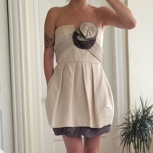Cocktail Strapless Tan / Nude Flower Mini Dress - Picture 1 of 2